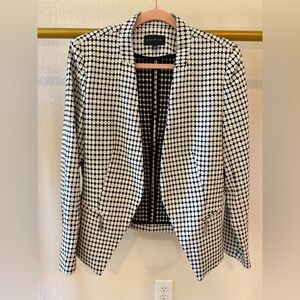 Women’s black and white geometric blazer jacket